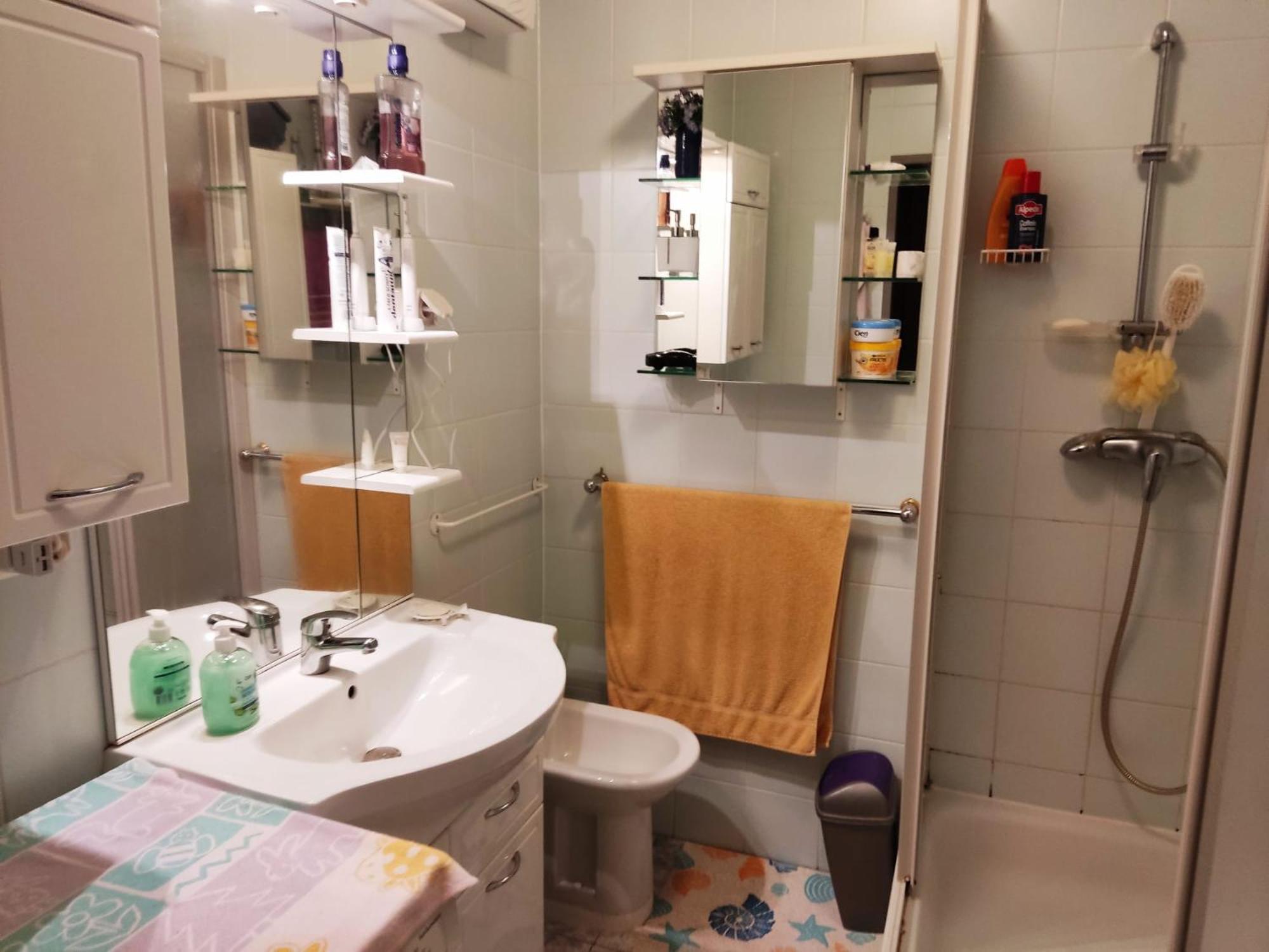 Homestay Ruhiges In Guter Lage In